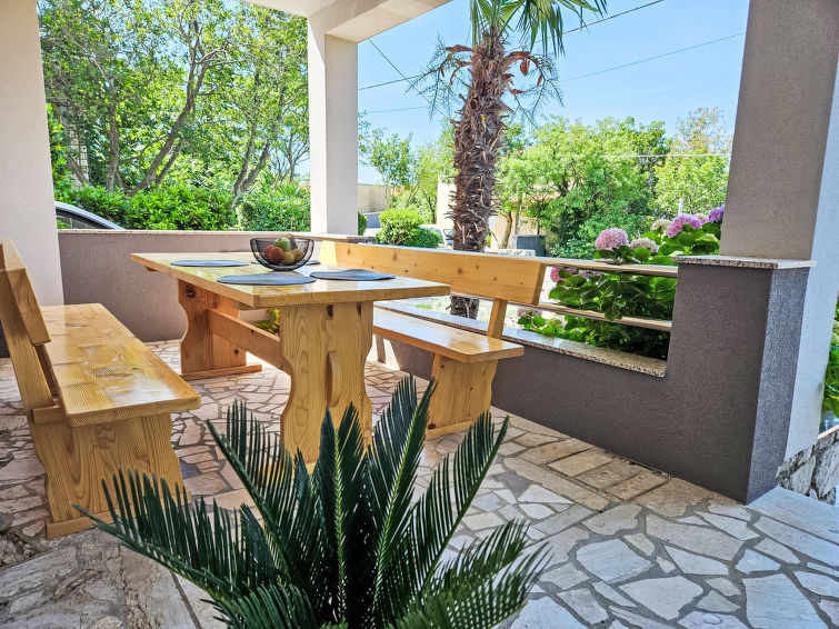 Apartment Šegulja