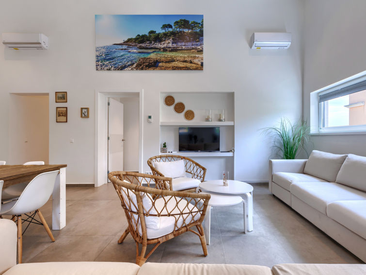House Penthouse no.1