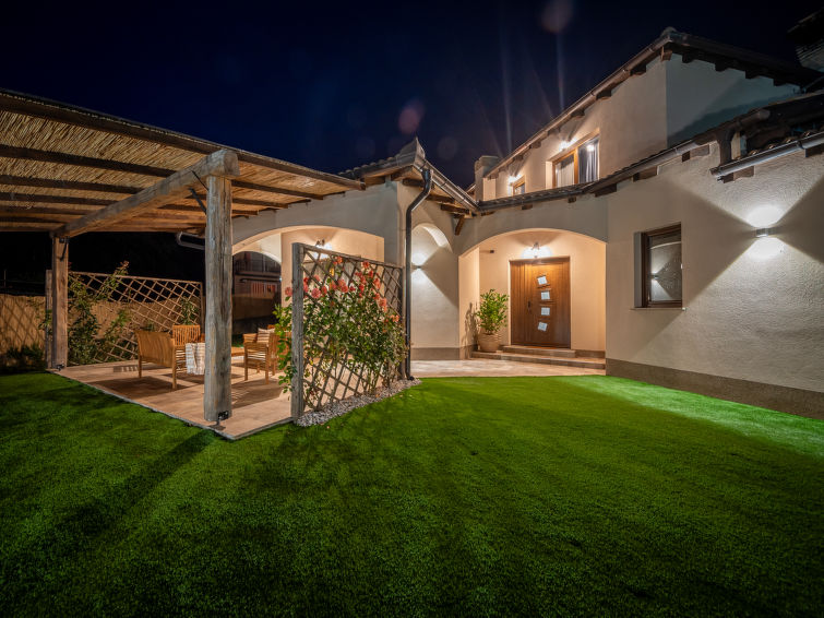 House Campanero
