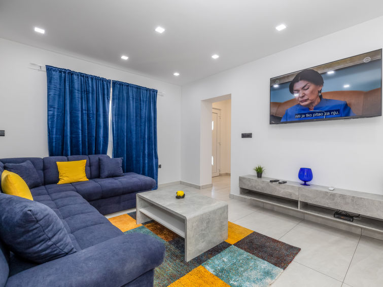 Apartment Nina