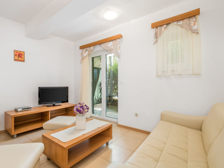 Apartment Mare 3