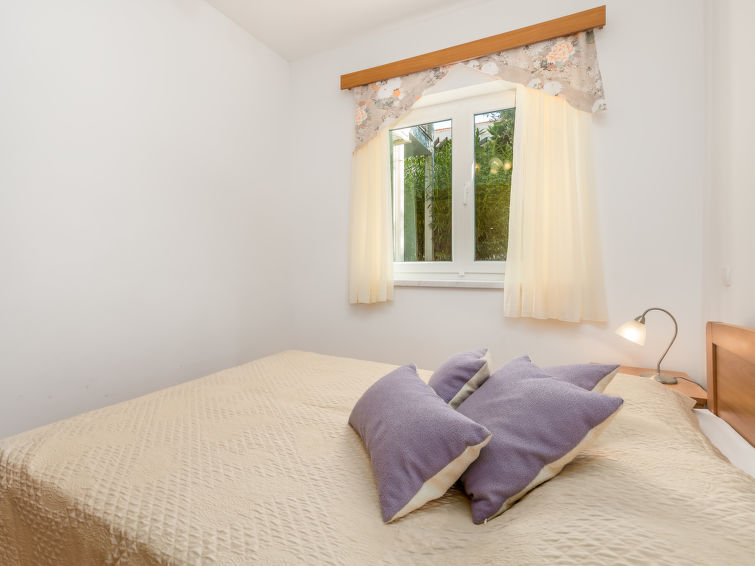 Apartment Mare 3