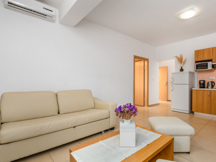 Apartment Mare 3