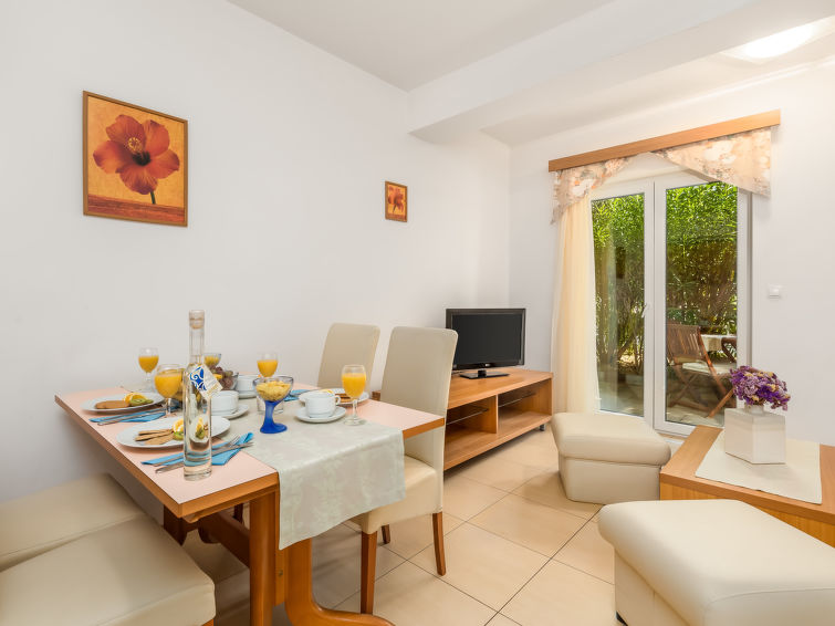 Apartment Mare 4