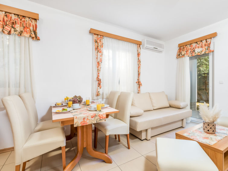 Apartment Petra 2