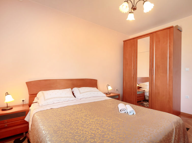 Apartment Stari Brist