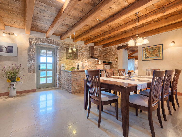 House Hrelja
