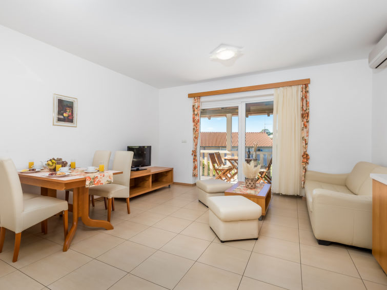 Apartment Mihaela 1