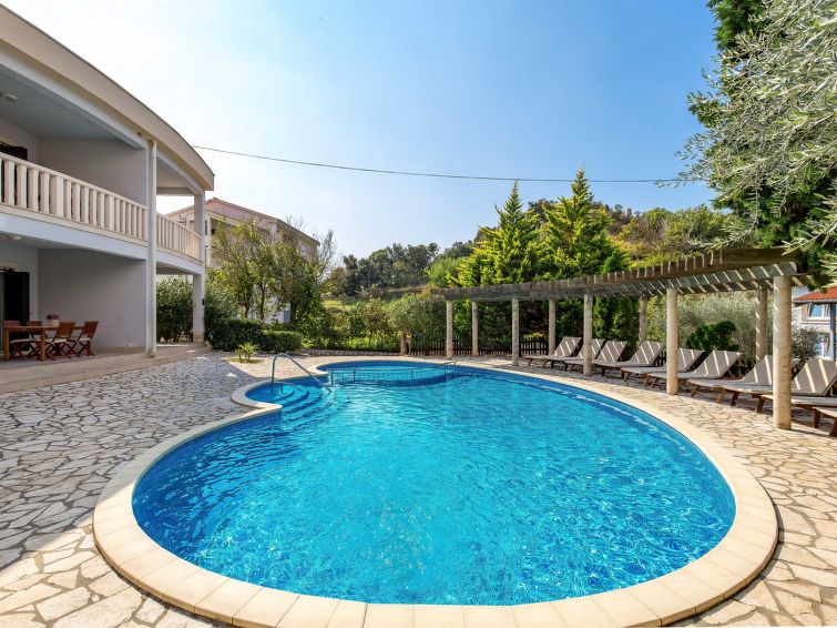Apartment Mare 6