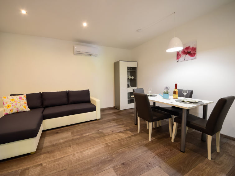 Apartment Sandra
