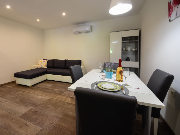 Apartment Sandra