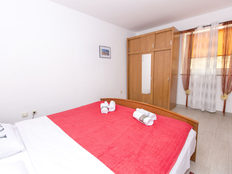 Apartment Mraović