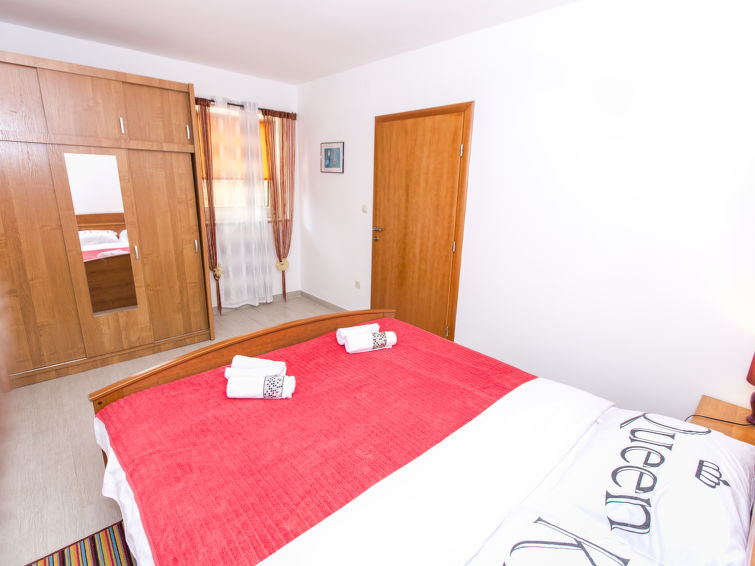 Apartment Mraović