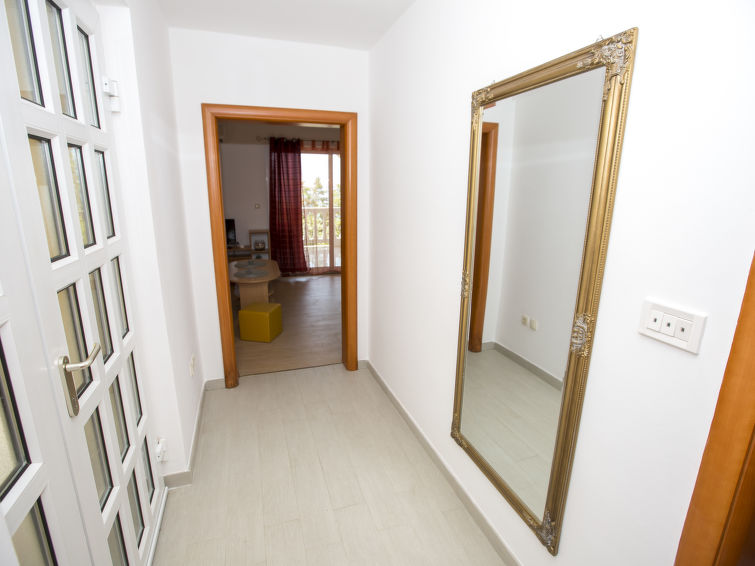 Apartment Mraović