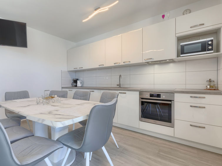 House Villa Zirdum