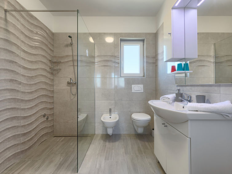 House Villa Zirdum