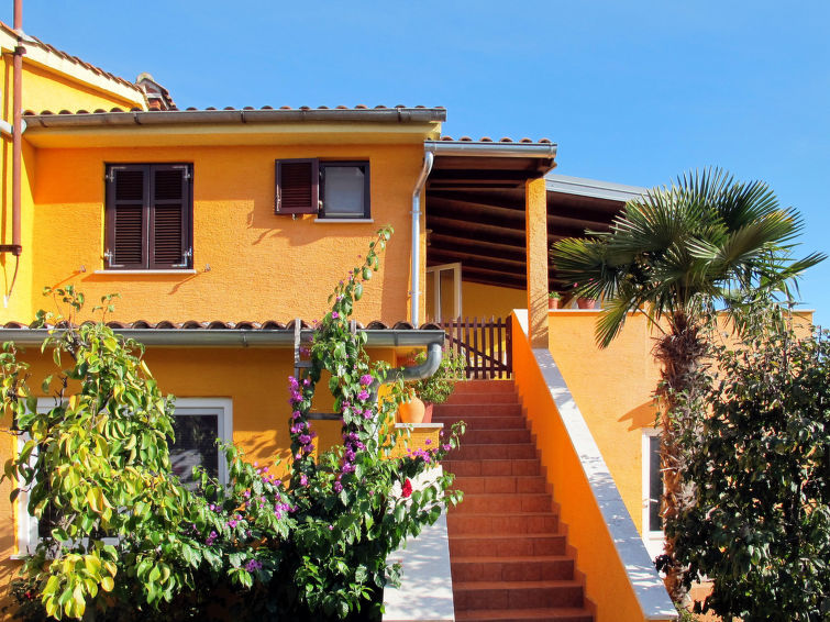 Apartment Smilja