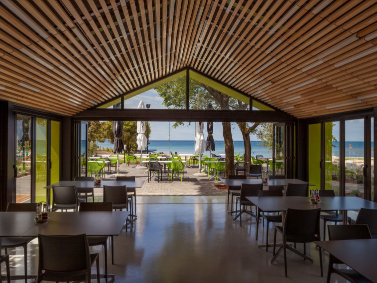 House Luxury Beachside Villa Porto Bus