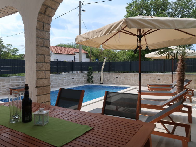 House Domagoj