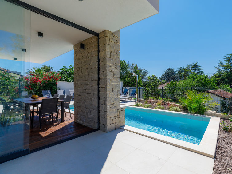 House Villa Irena