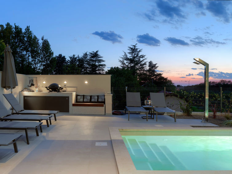 House Villa Irena