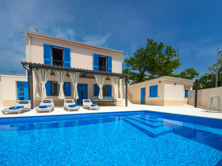 House My Blue Wish
