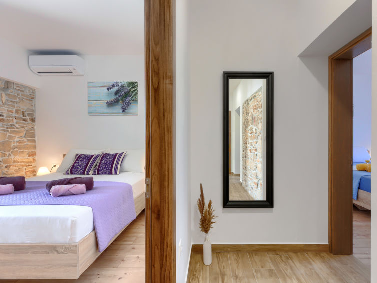 House Stara hiža