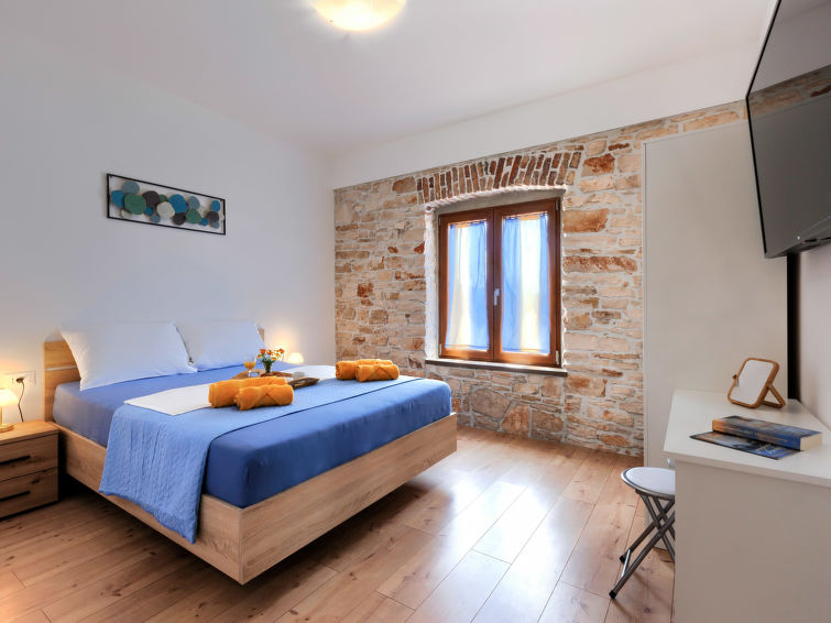 House Stara hiža