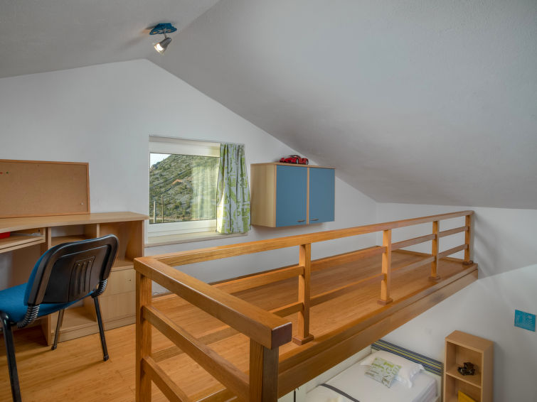 House Senj