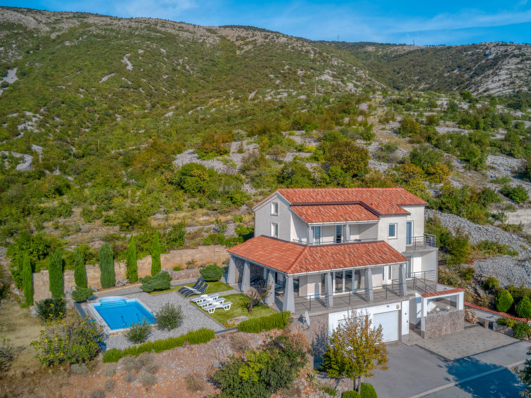 House Senj