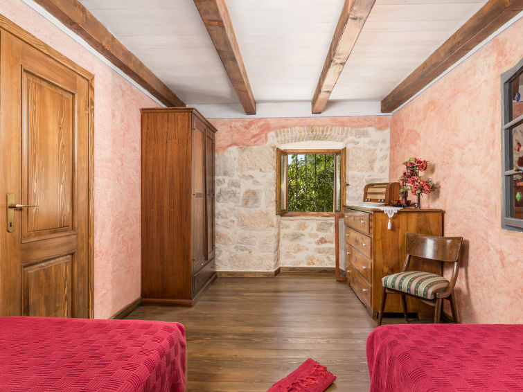 House Tomiceva
