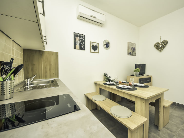 Apartment Snježana