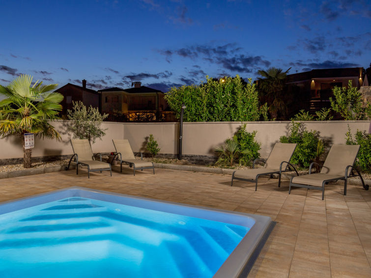 House Villa Mira