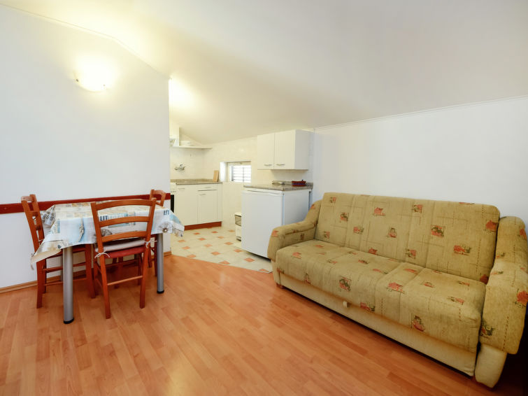 Apartment Surjan