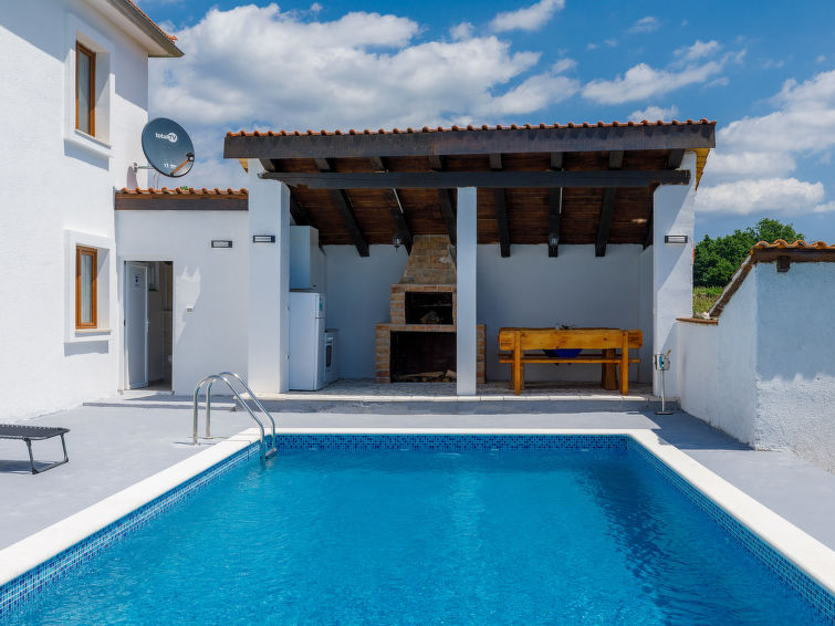 House Mia