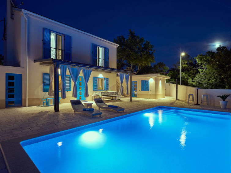 House My Blue Wish
