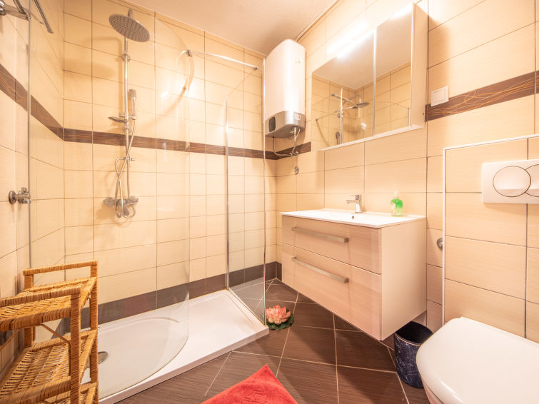 Apartment Fruk