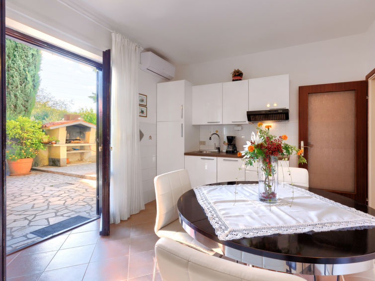 Apartment Mariza