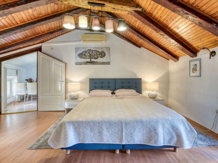 Apartment Floreano
