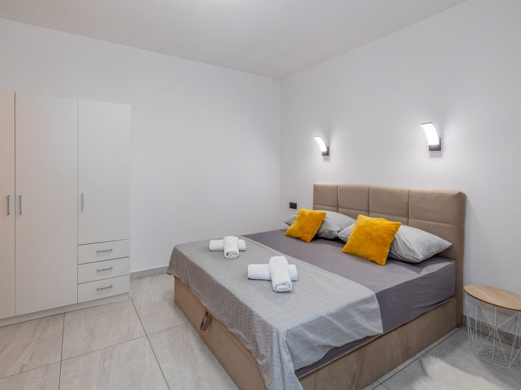 Apartment Nina