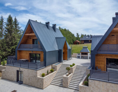 House Vuk