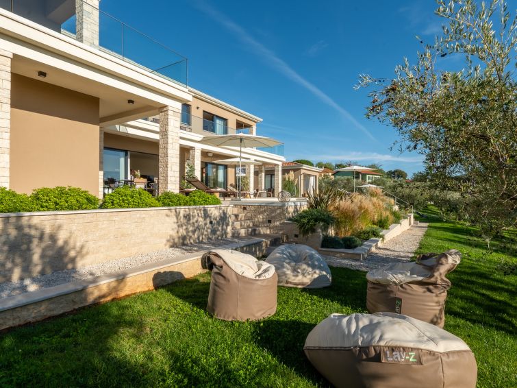 House Christall