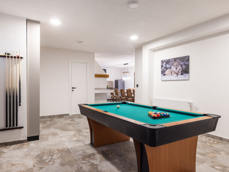 House Vuk