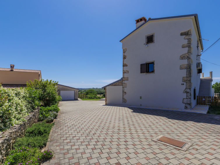 House Eugenia