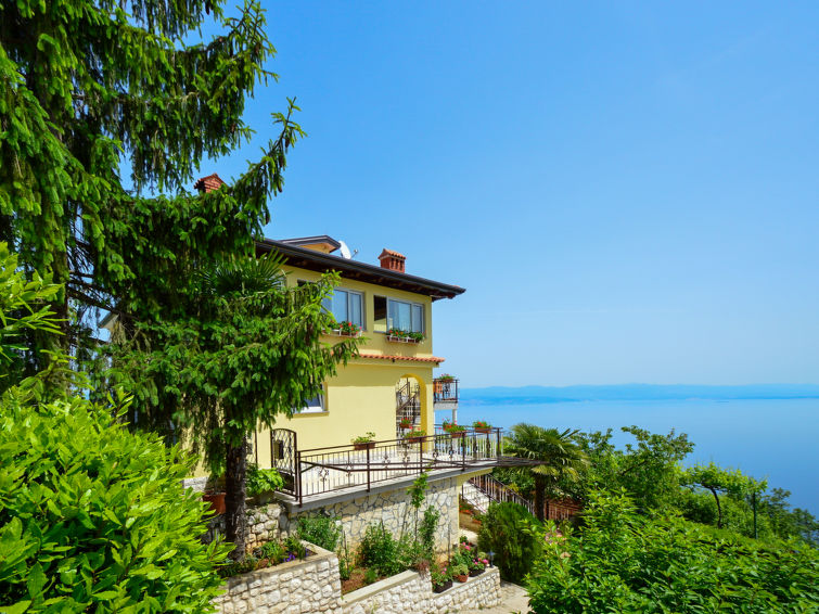 Apartment Laurus
