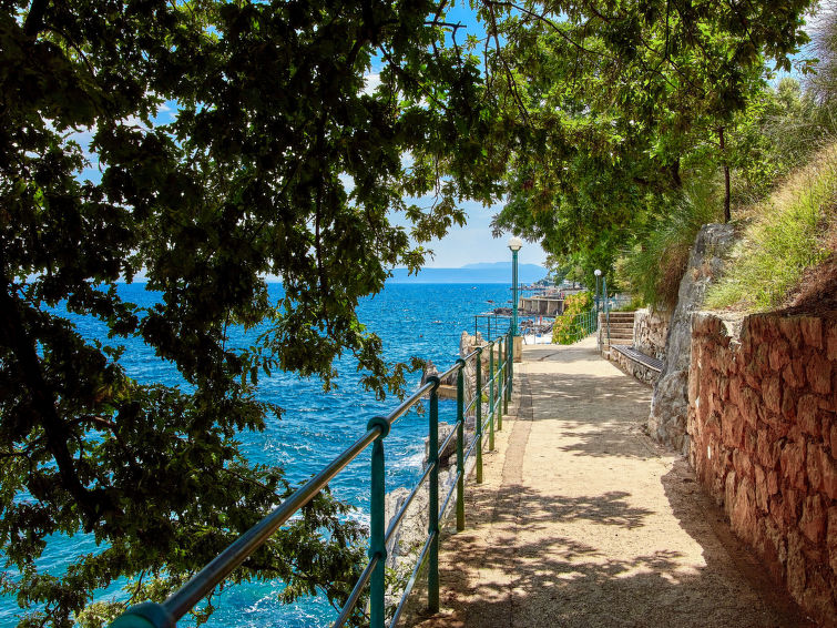 Apartment Lovrano