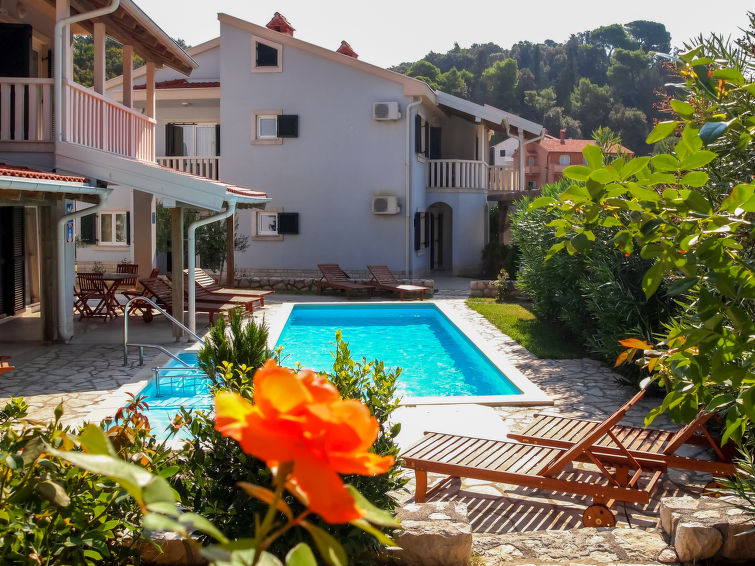 Apartment Pavica 4