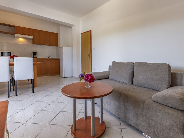Apartment Rok 5