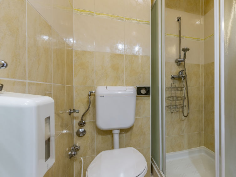 Apartment Rok 5