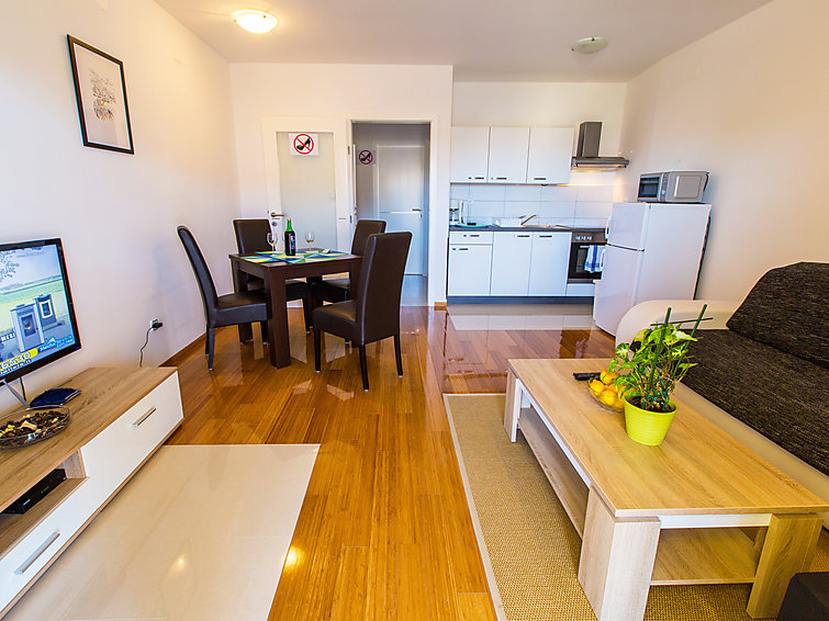 Apartment Leko